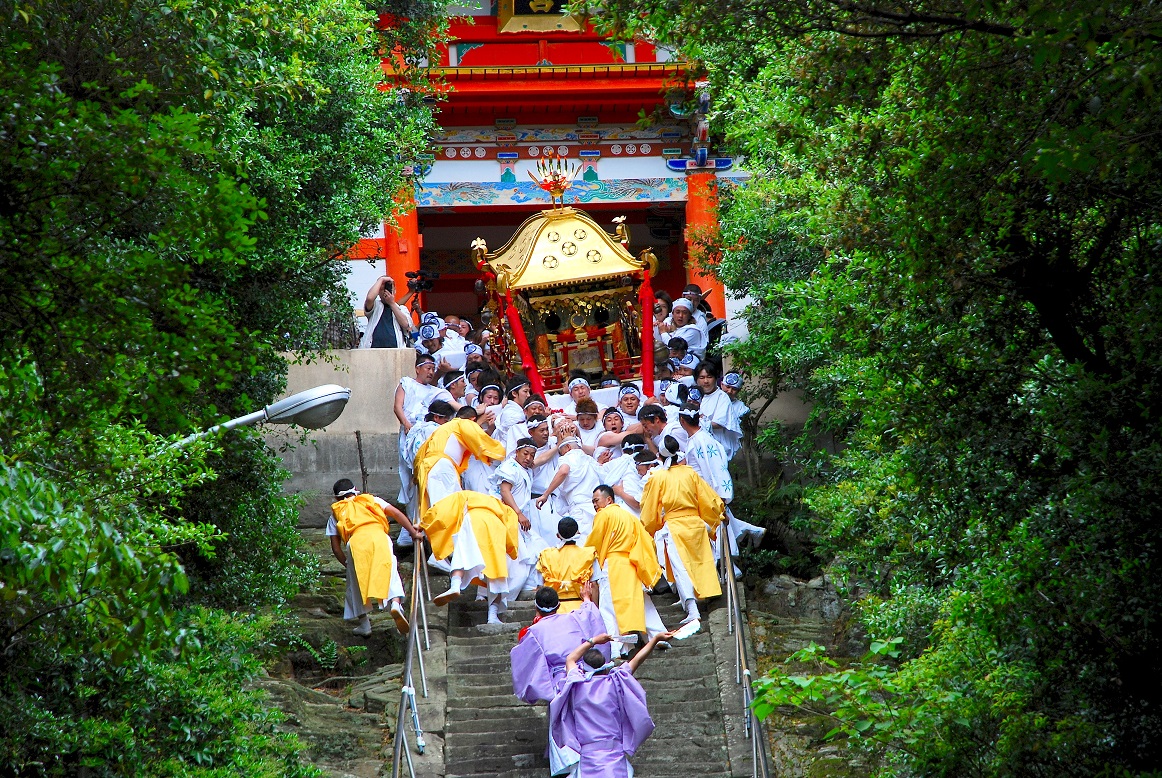 「和歌祭四百年式年大祭」、歴史と伝統に彩られた400年